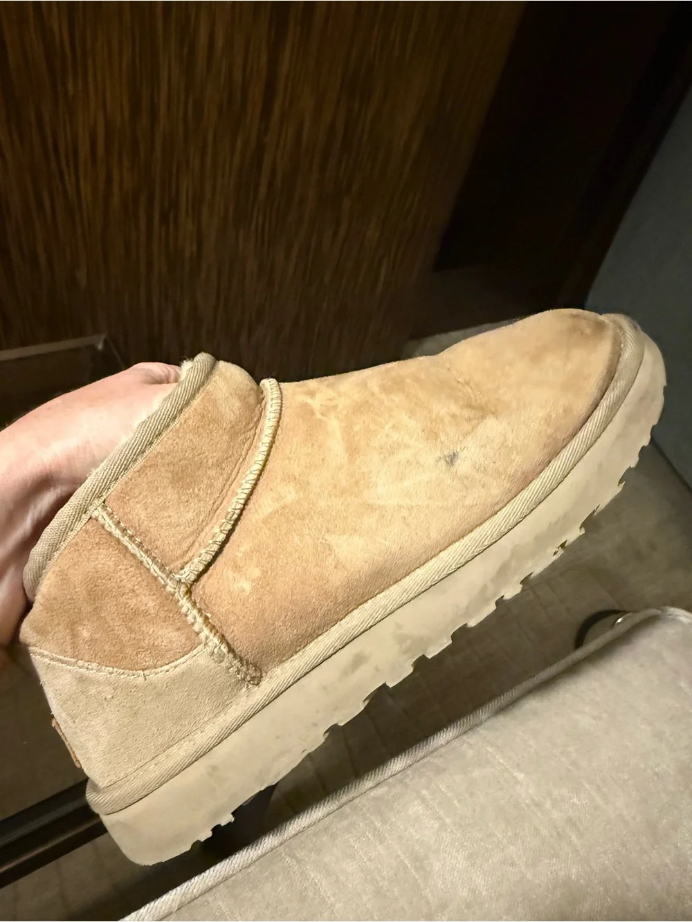 UGG Tan Suede Shearling-Lined Ankle Boots Women’s Size 8 Damaged